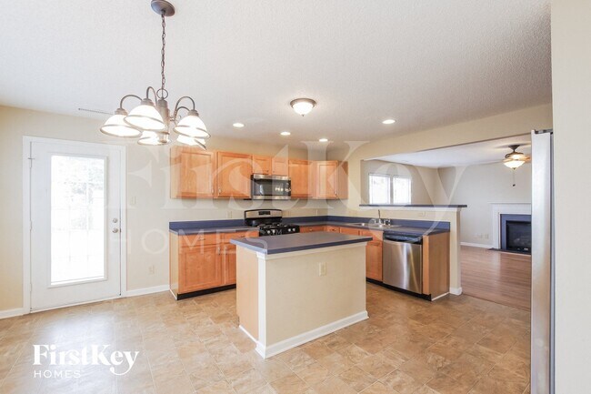 Building Photo - 14226 Hartwell Farm Dr