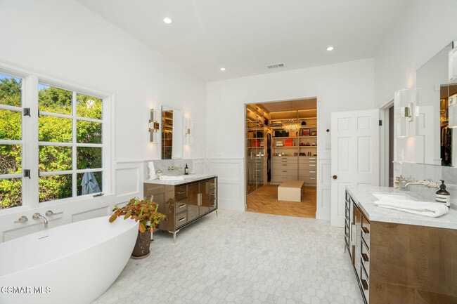 Building Photo - 5420 Indian Trail Ct