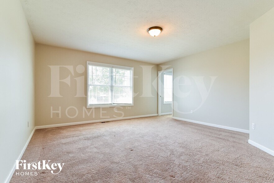 Building Photo - 535 Murphy Ln