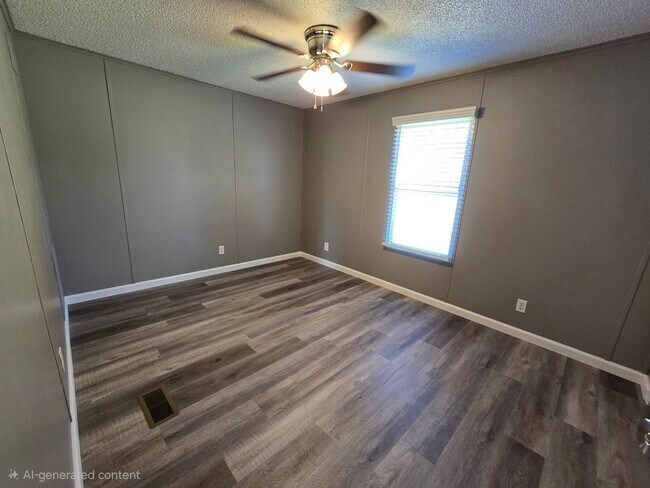 Building Photo - 2214 Sivertsen Rd