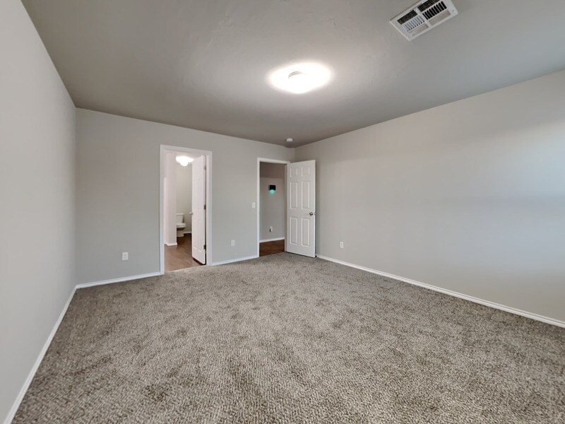 Building Photo - 11545 NW 100th St