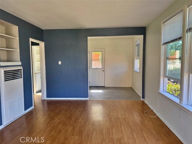 Building Photo - 2118 Cabrillo Ave