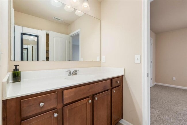 Building Photo - 6639 Trail Side Dr