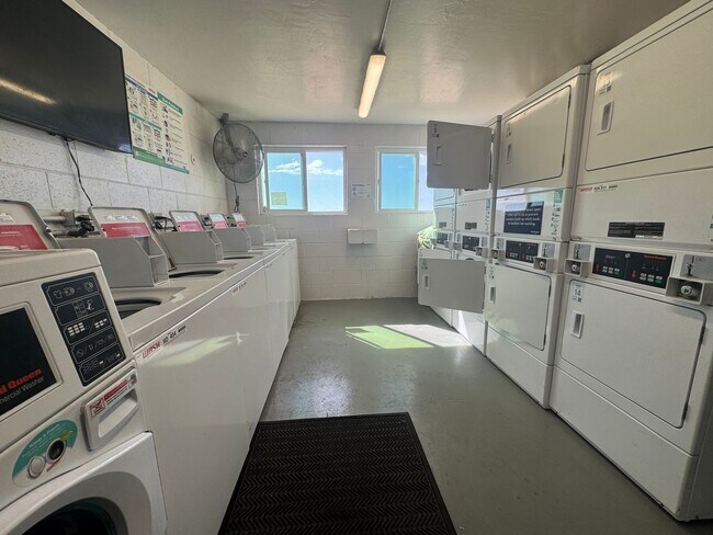Building Photo - 84-965-965 Farrington Hwy