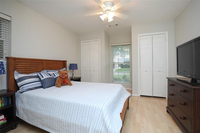 Building Photo - 5822 Cheena Dr