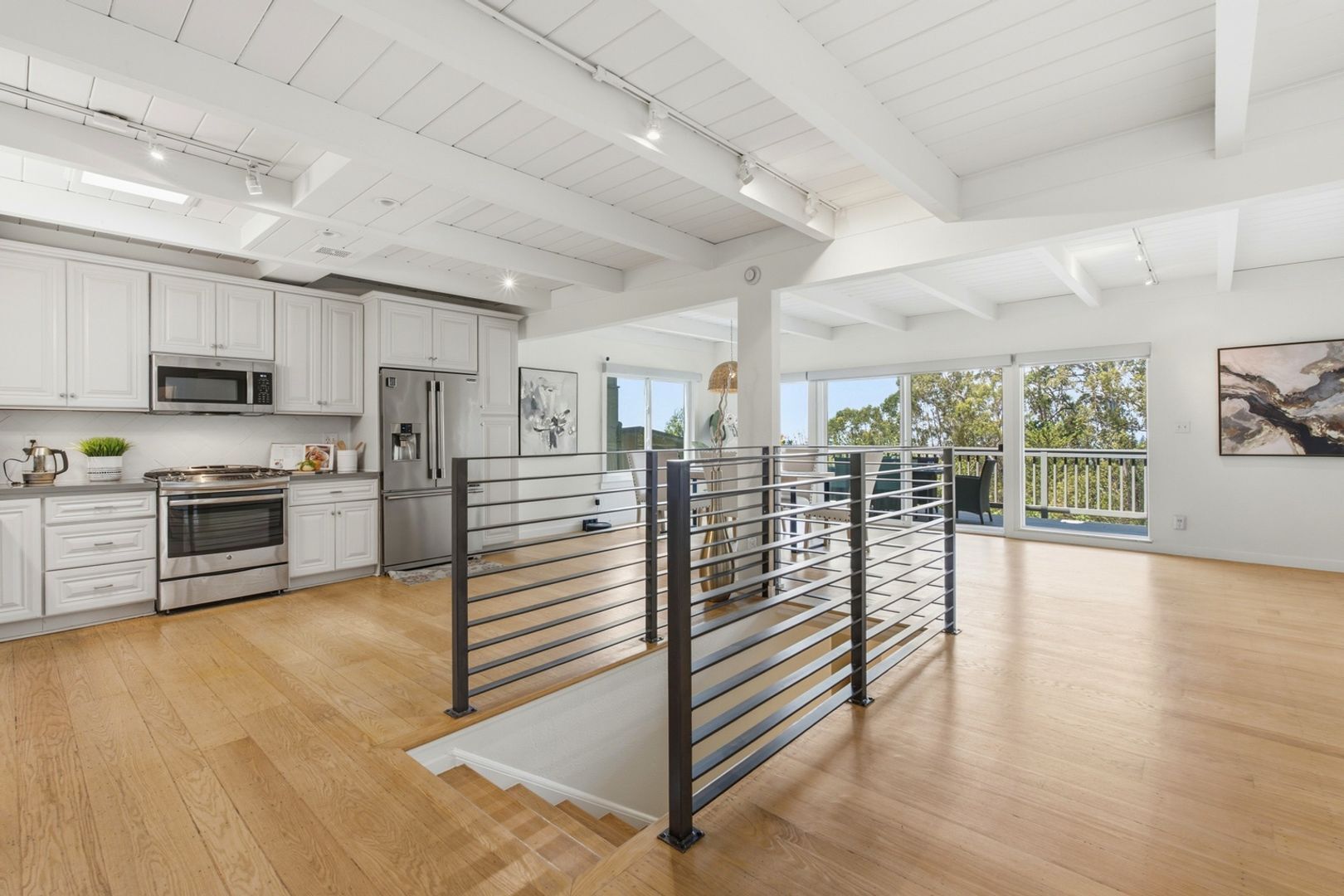 Building Photo - 2323 Mastlands Dr