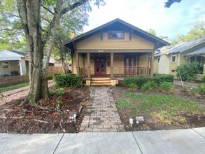 Building Photo - 3 Bedroom 2 Bath in Historic Orlando for RENT!