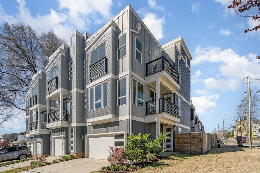 Building Photo - 1659 Duckworth Ave