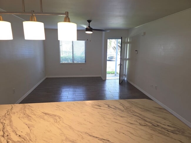Building Photo - 4 Bed 2 Bath Home Near Baldwin & Winter Park