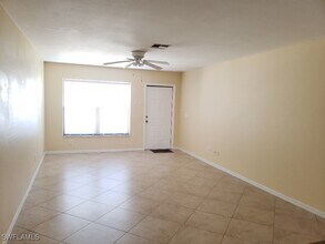 Building Photo - 4964 Vincennes St