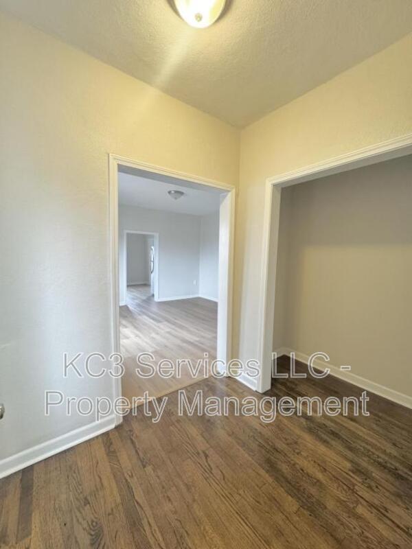 Building Photo - 129 Brooklyn Ave