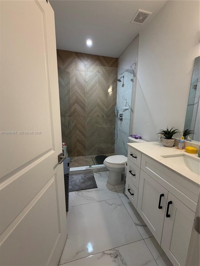 Building Photo - 14150 Jefferson St