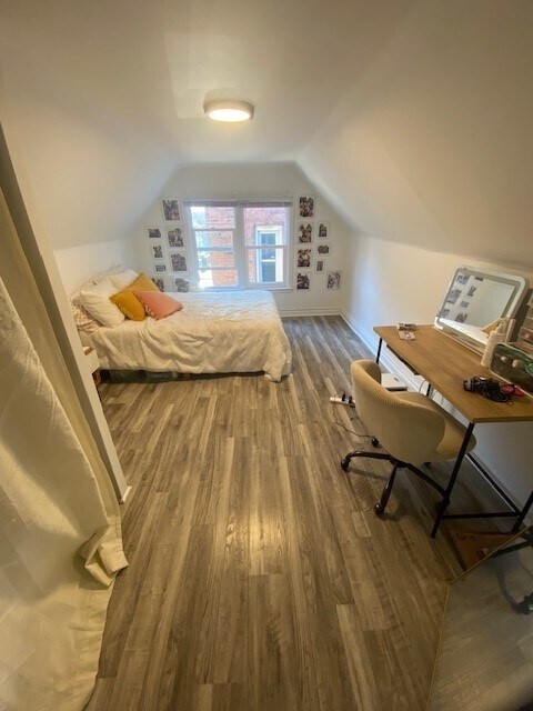 2nd Floor Bedroom - 1620 N Jackson St