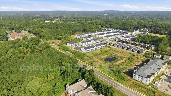 Building Photo - 2000 Titanium Rock Rd