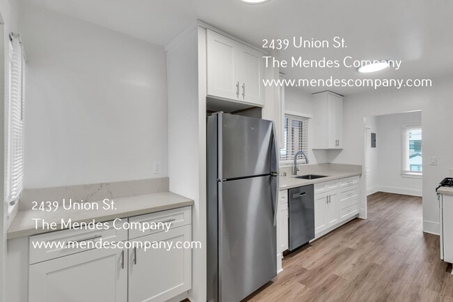 Building Photo - 2439 Union St