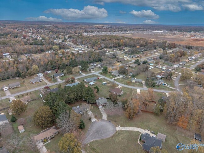 Building Photo - 111 Cepha Dr