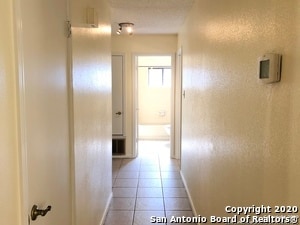 Building Photo - 2107 Crested Walk Dr
