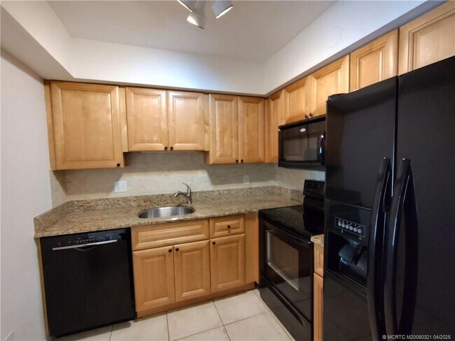 Building Photo - 950 S Kanner Hwy