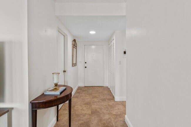 Building Photo - 3475 S Ocean Blvd