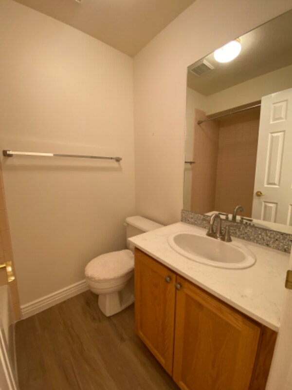 Building Photo - 983 Grindelwald Ln