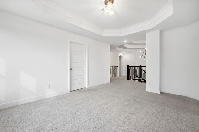 Building Photo - 863 Sarasota Shore Dr