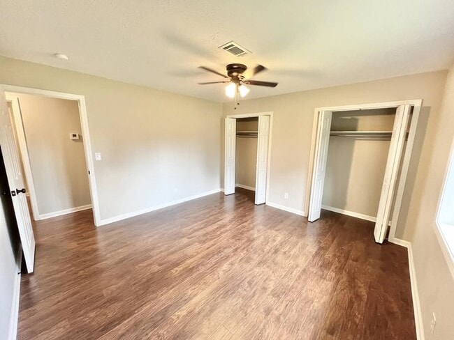 STANDARD BEDROOM - 3412 Camellia Cir