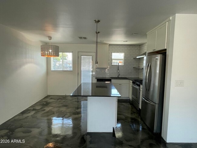 Building Photo - 3416 N 37th St