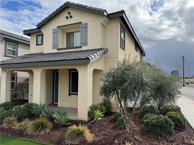 Building Photo - 501 Villa Way