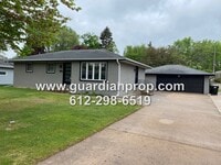 Building Photo - House Available September 1 in Mounds View...