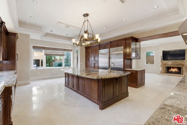 Building Photo - 2023 Parnell Ave