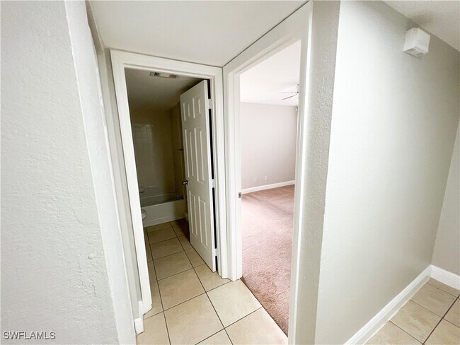 Building Photo - 1302 Derbyshire Ct