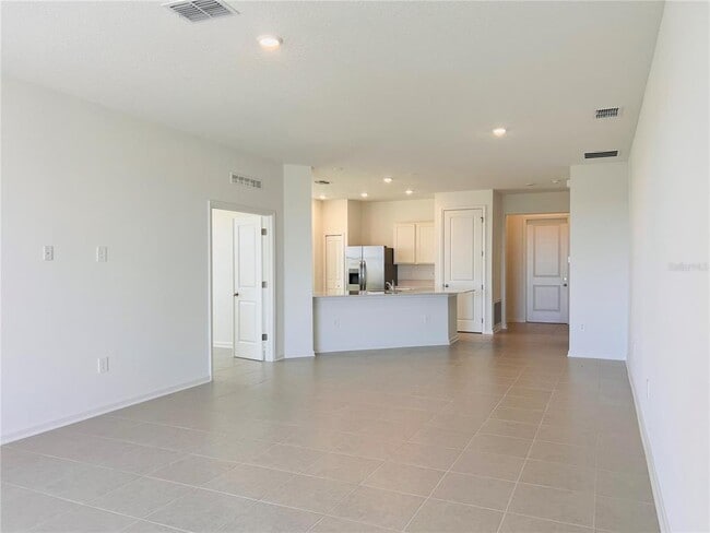 Building Photo - 4317 Riverbend Blvd