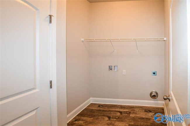 Building Photo - 6508 Moon Crest Ln NW