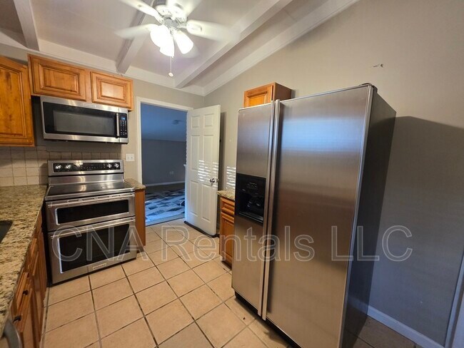 Building Photo - 3659 Ashwood Dr SE
