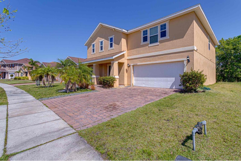 Building Photo - 2251 Waukegan Dr