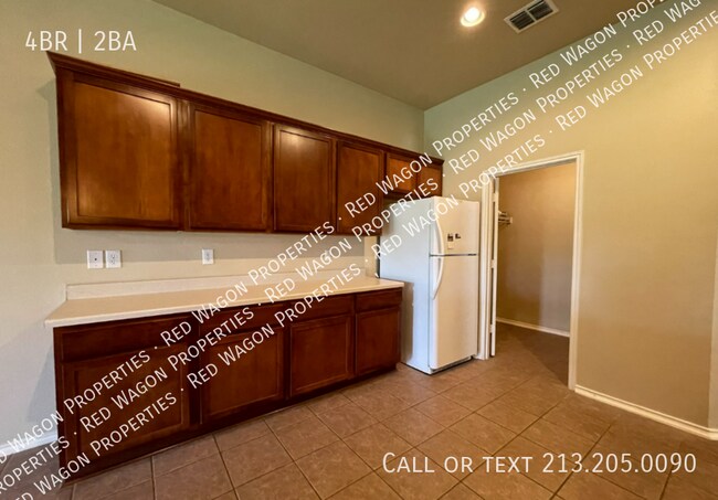 Building Photo - 4914 Gemsbuck Chase