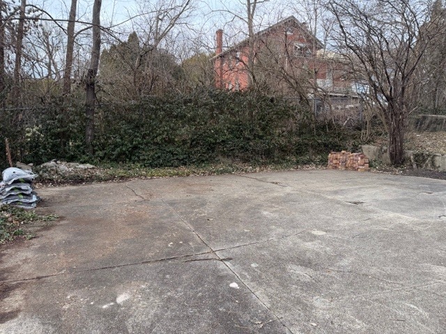 Parking area - 2025 Burnet Ave