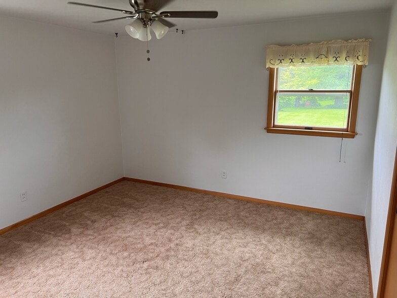 Building Photo - 212 N Olive St