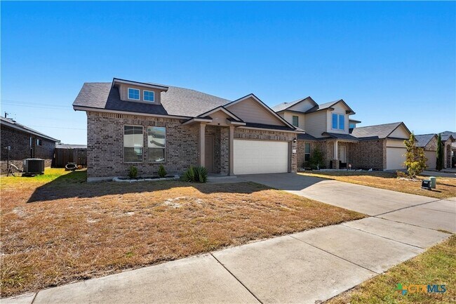 Building Photo - 1602 Gigante Dr