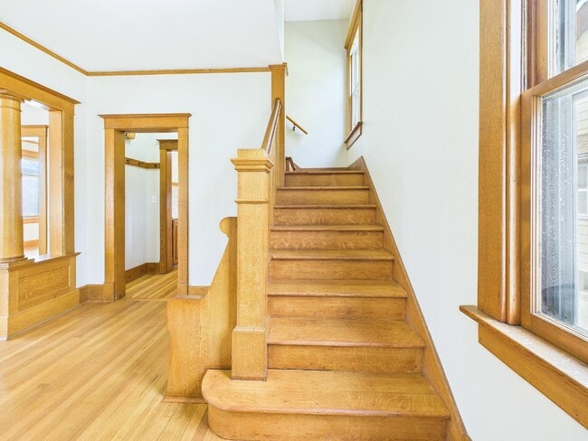 Building Photo - 1522 Park Wild Ave