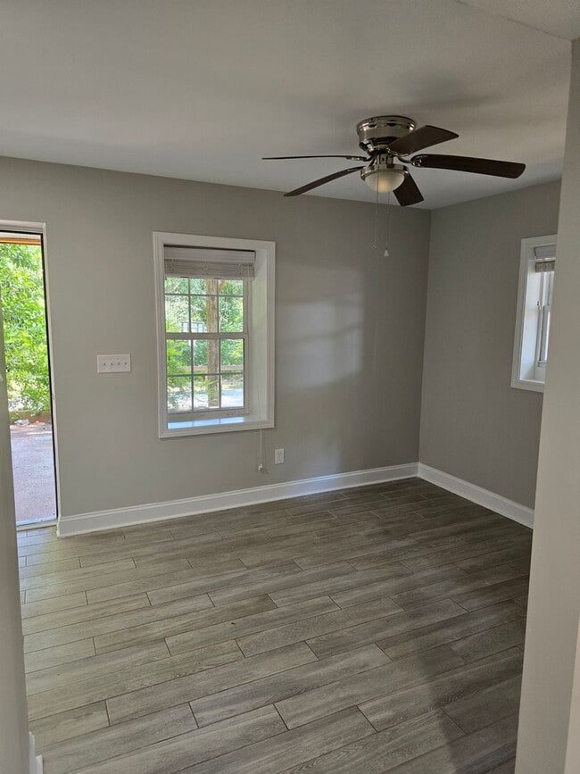 Building Photo - Studio with 1 bath in duplex