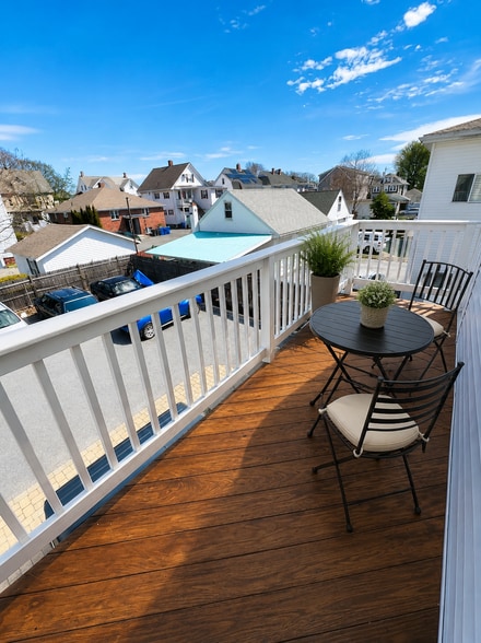 Deck - 248 Brown St