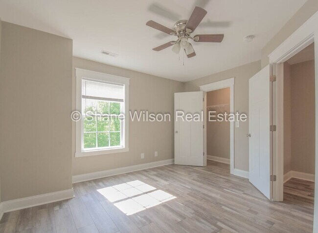 Building Photo - 3259 Chattanooga Rd