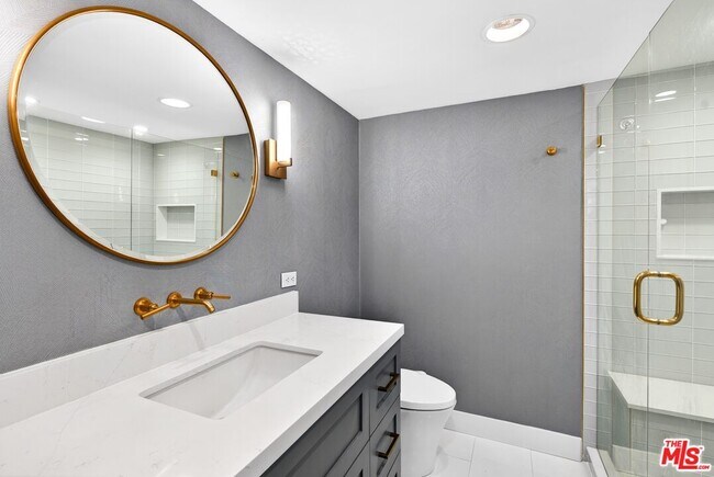 Building Photo - 10535 Wilshire Blvd