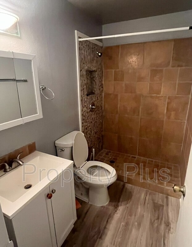 Building Photo - 4701 N 26th Ln