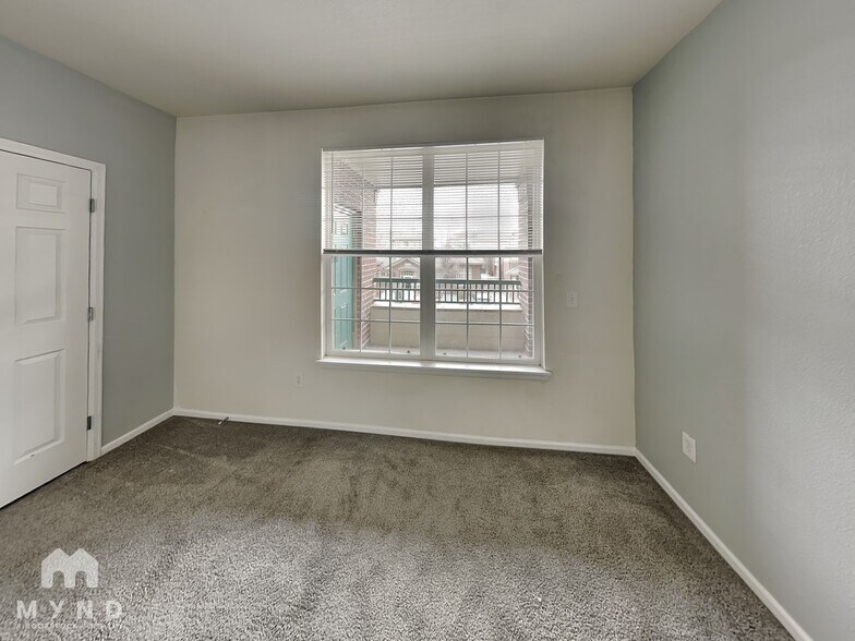 Building Photo - 3872 S Dallas St