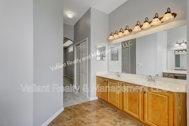 Building Photo - 12197 Ripken Cir N