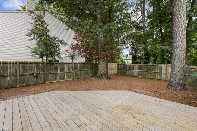 Building Photo - 337 Hutton Cir