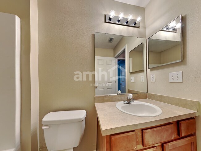 Building Photo - 81 Marisco Way