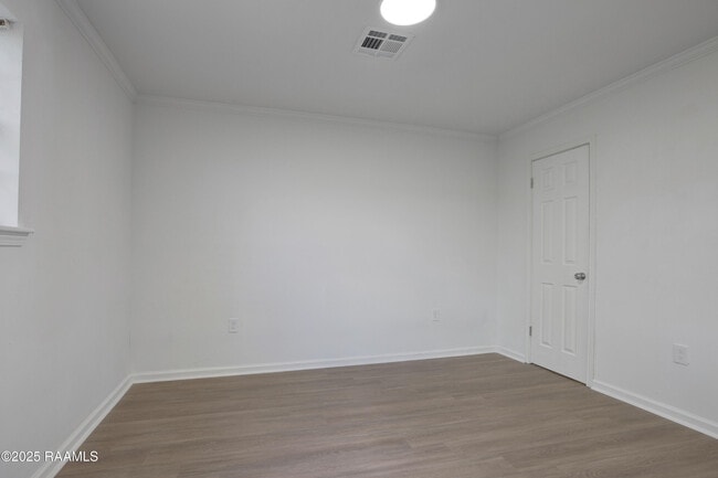 Building Photo - 119 Courtney Dr